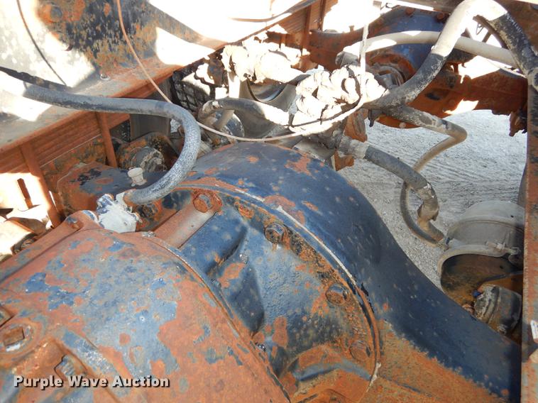 image for item K5835 1983 International Transtar 4300 semi truck