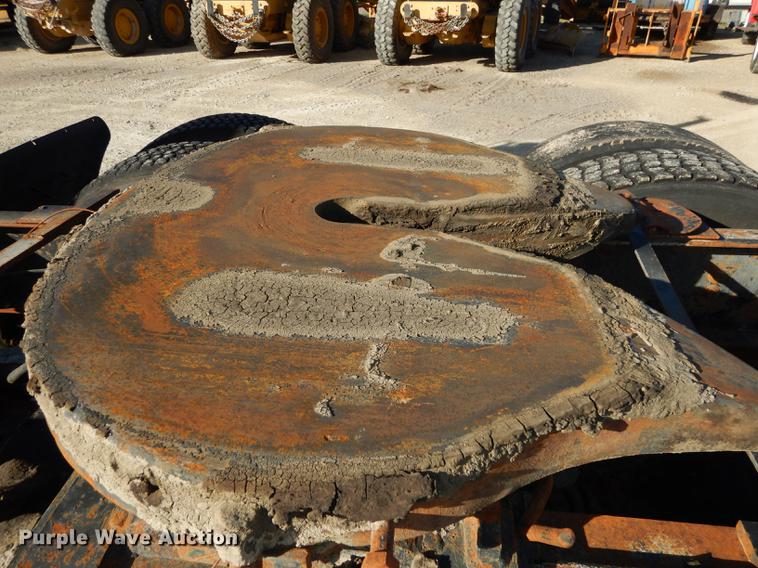 image for item K5835 1983 International Transtar 4300 semi truck