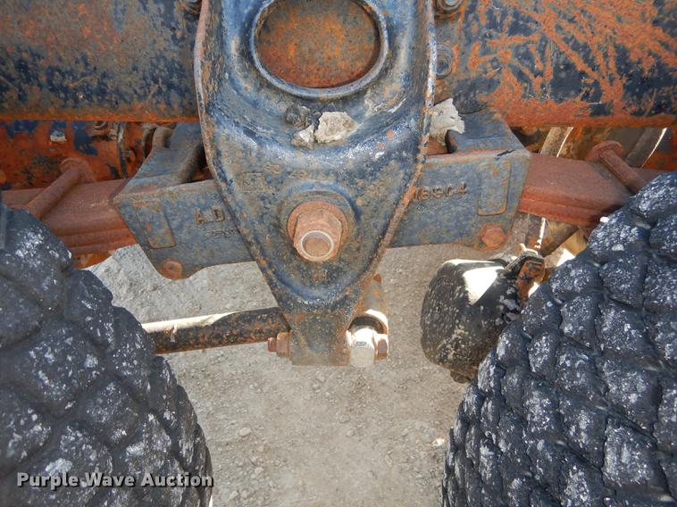 image for item K5835 1983 International Transtar 4300 semi truck