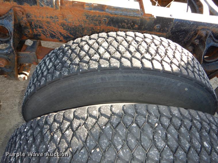 image for item K5835 1983 International Transtar 4300 semi truck