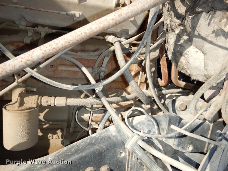 image for item K5835 1983 International Transtar 4300 semi truck