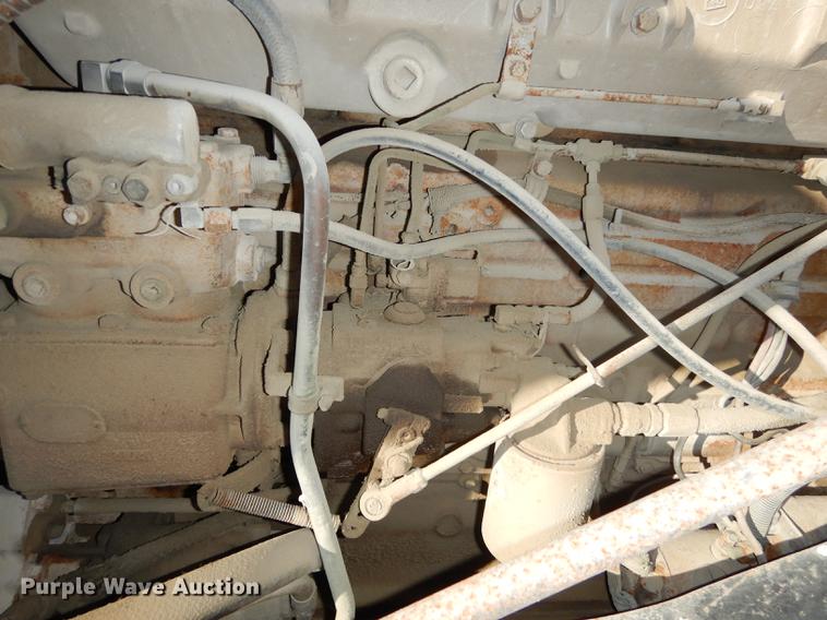 image for item K5835 1983 International Transtar 4300 semi truck