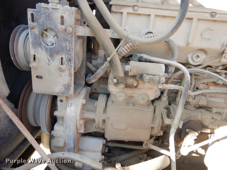 image for item K5835 1983 International Transtar 4300 semi truck