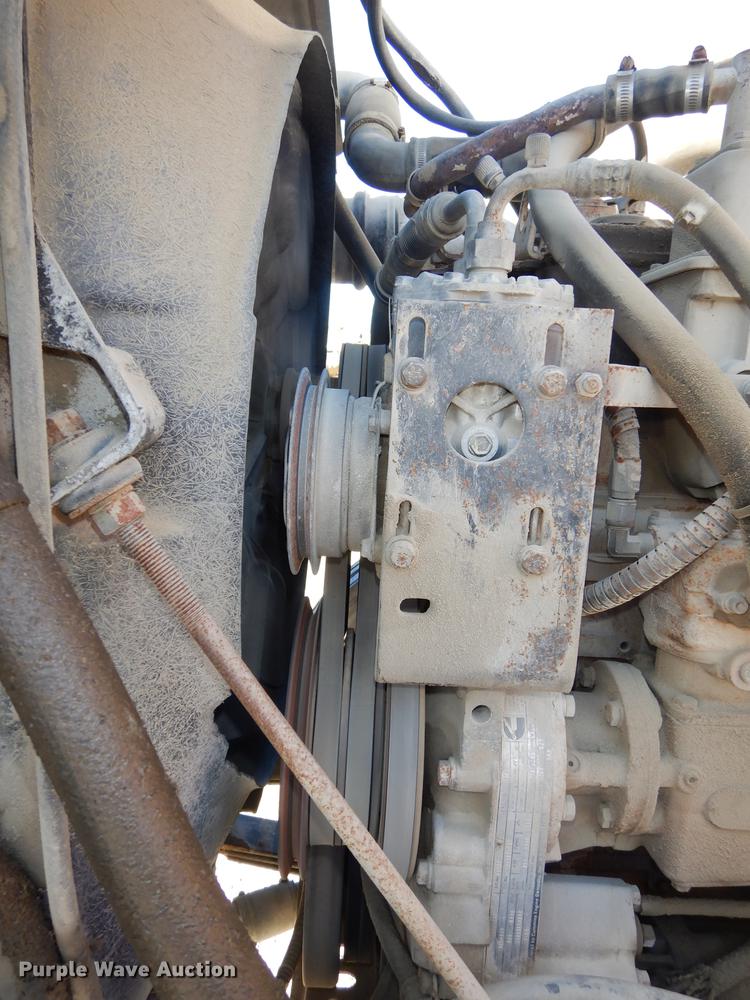 image for item K5835 1983 International Transtar 4300 semi truck