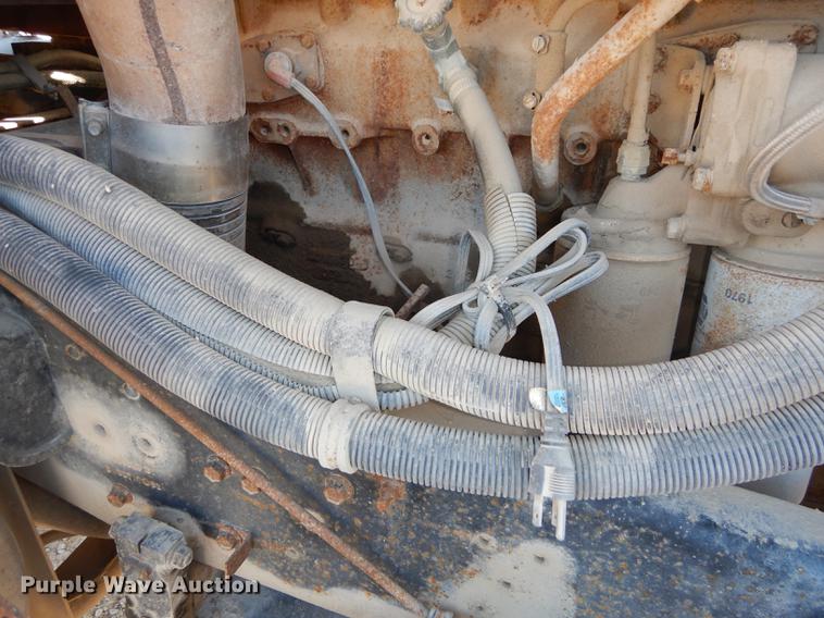 image for item K5835 1983 International Transtar 4300 semi truck