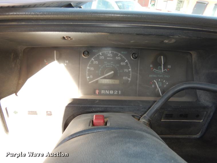 image for item K5838 1992 Ford Econoline E350 Collins school bus