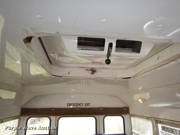 image for item K5838 1992 Ford Econoline E350 Collins school bus