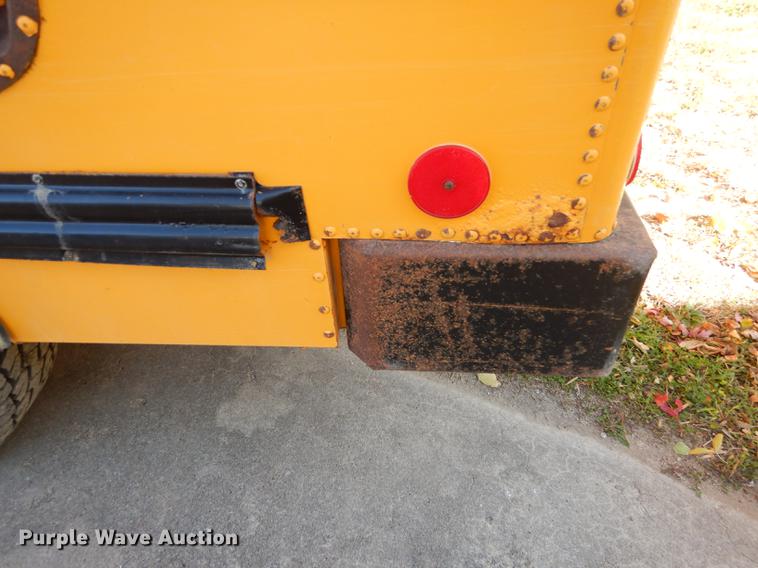 image for item K5838 1992 Ford Econoline E350 Collins school bus