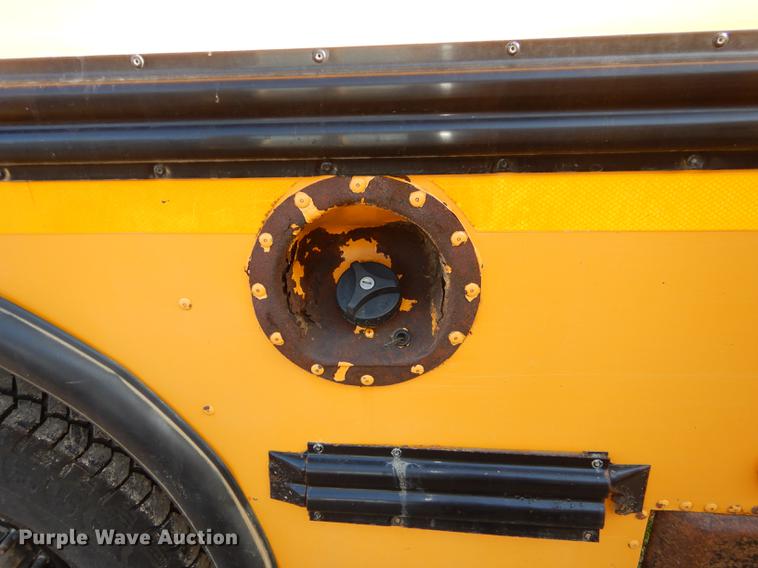 image for item K5838 1992 Ford Econoline E350 Collins school bus