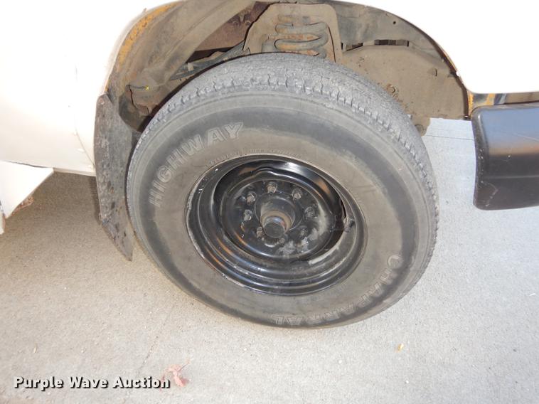 image for item K5838 1992 Ford Econoline E350 Collins school bus