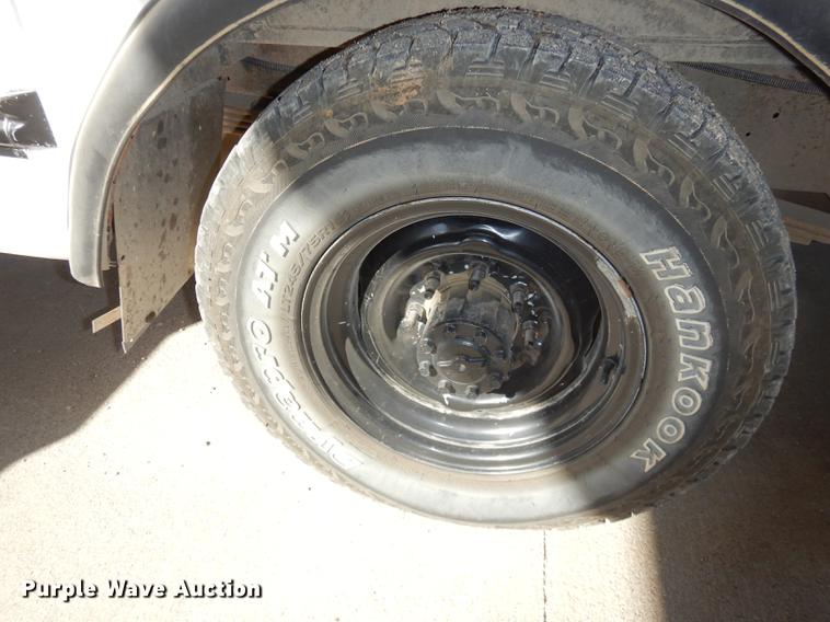 image for item K5838 1992 Ford Econoline E350 Collins school bus