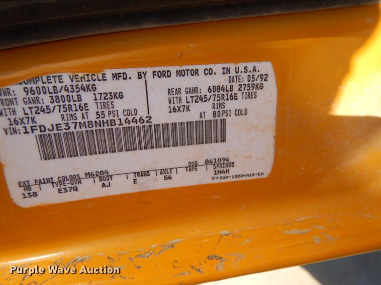 image for item K5838 1992 Ford Econoline E350 Collins school bus