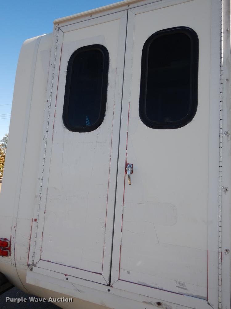 image for item K5848 2009 Ford E350 Super Duty shuttle bus