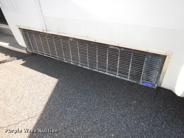 image for item K5848 2009 Ford E350 Super Duty shuttle bus