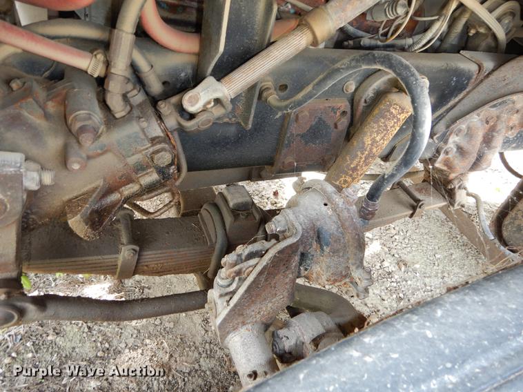 image for item K5853 1995 Ford L8000 dump truck