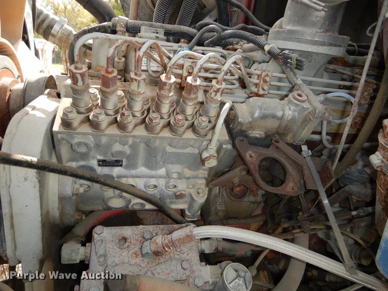 image for item K5853 1995 Ford L8000 dump truck