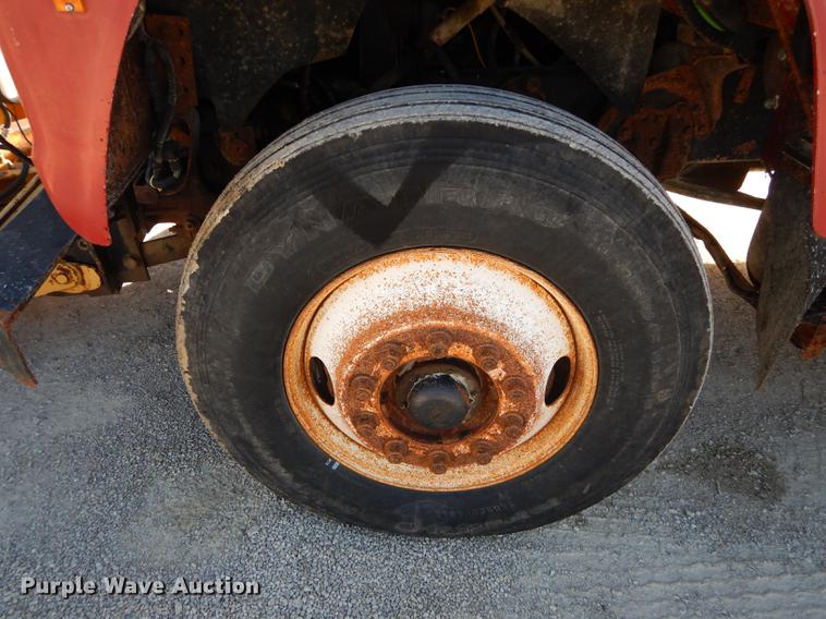 image for item K5857 1995 Ford L8000 dump truck