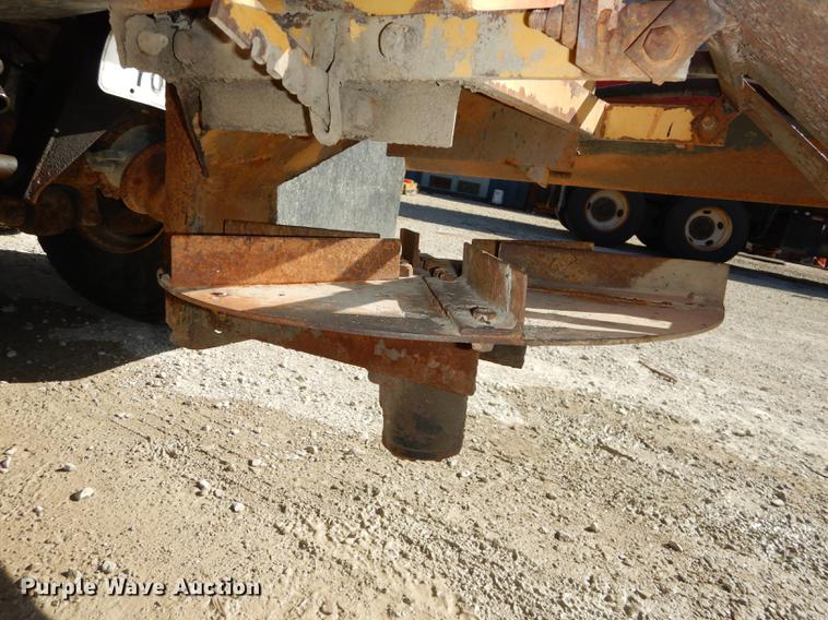 image for item K5857 1995 Ford L8000 dump truck