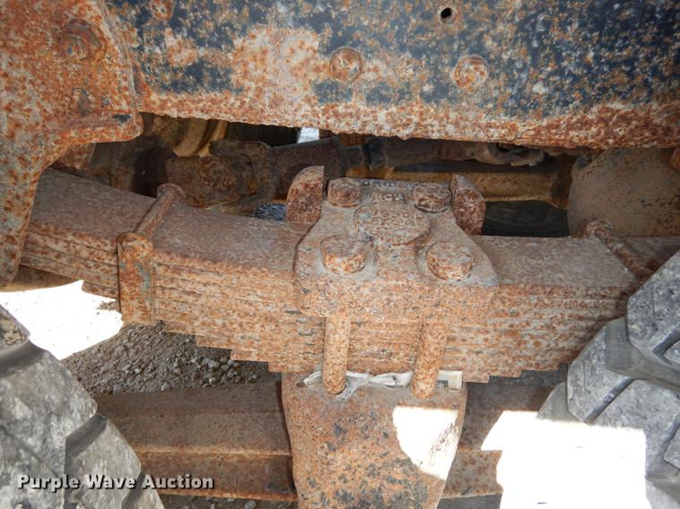 image for item K5857 1995 Ford L8000 dump truck