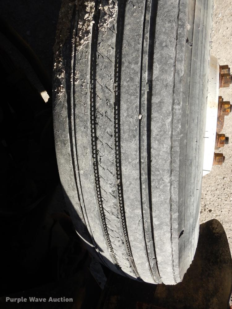 image for item K5857 1995 Ford L8000 dump truck