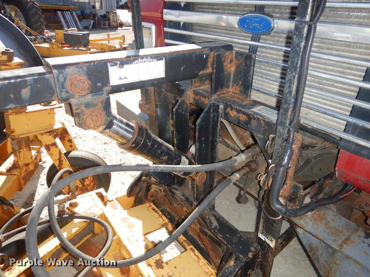 image for item K5858 1991 Ford L8000 dump truck