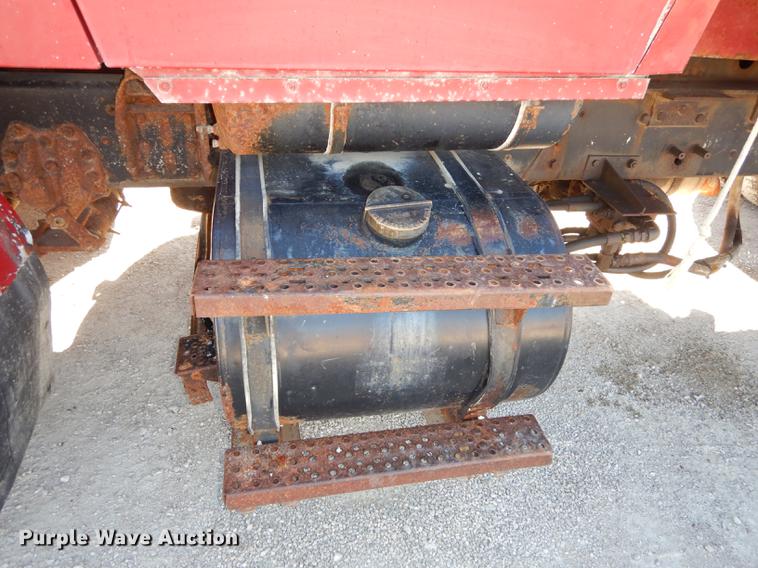 image for item K5858 1991 Ford L8000 dump truck