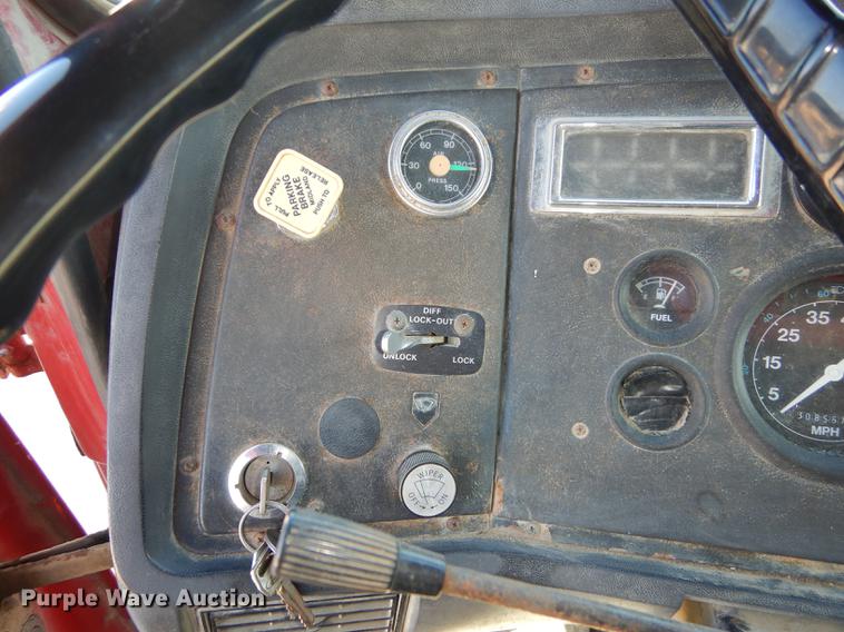 image for item K5858 1991 Ford L8000 dump truck