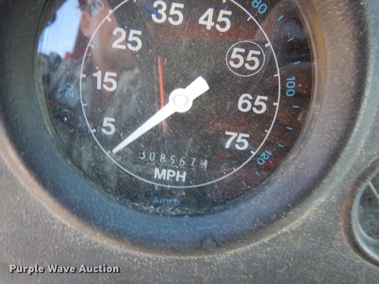 image for item K5858 1991 Ford L8000 dump truck