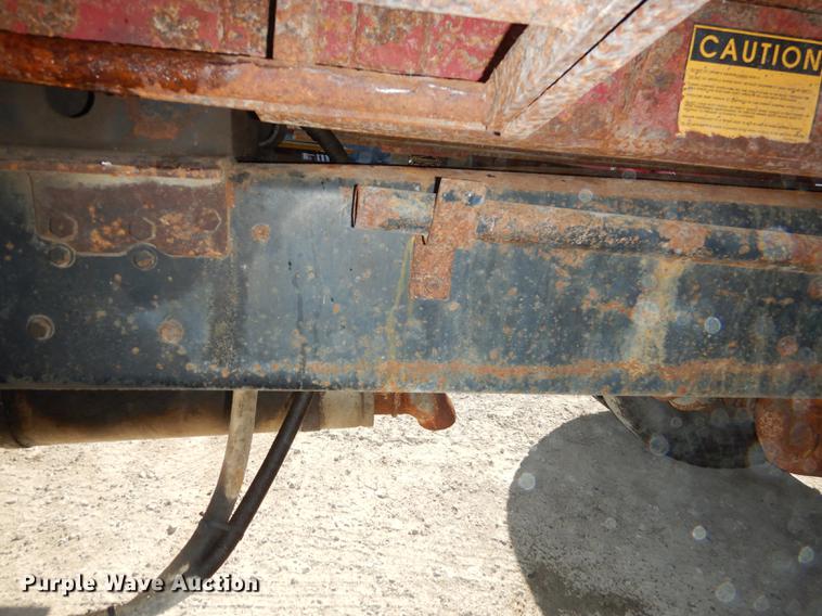 image for item K5858 1991 Ford L8000 dump truck