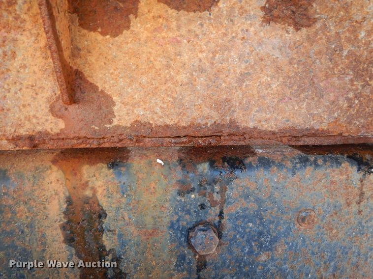 image for item K5858 1991 Ford L8000 dump truck