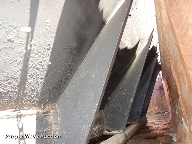 image for item K5858 1991 Ford L8000 dump truck