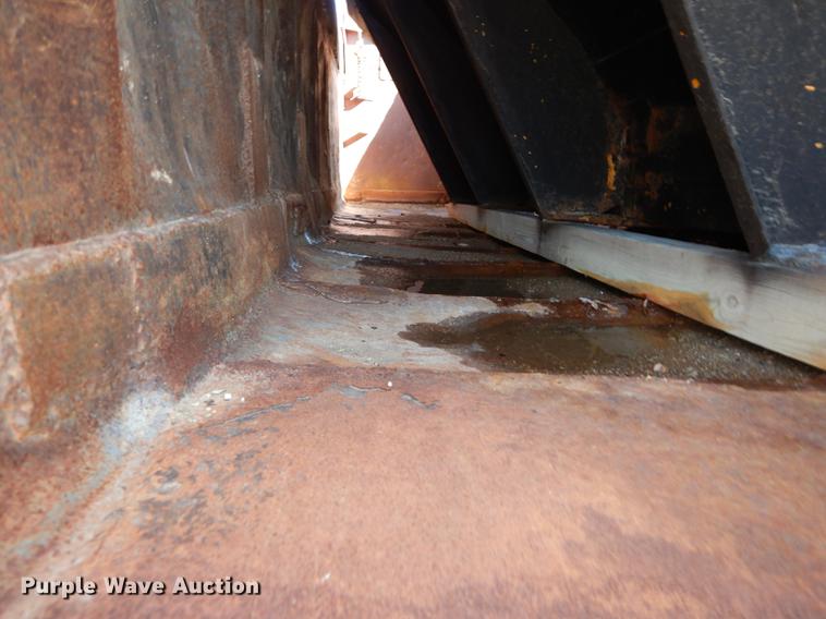 image for item K5858 1991 Ford L8000 dump truck