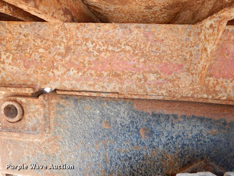 image for item K5858 1991 Ford L8000 dump truck