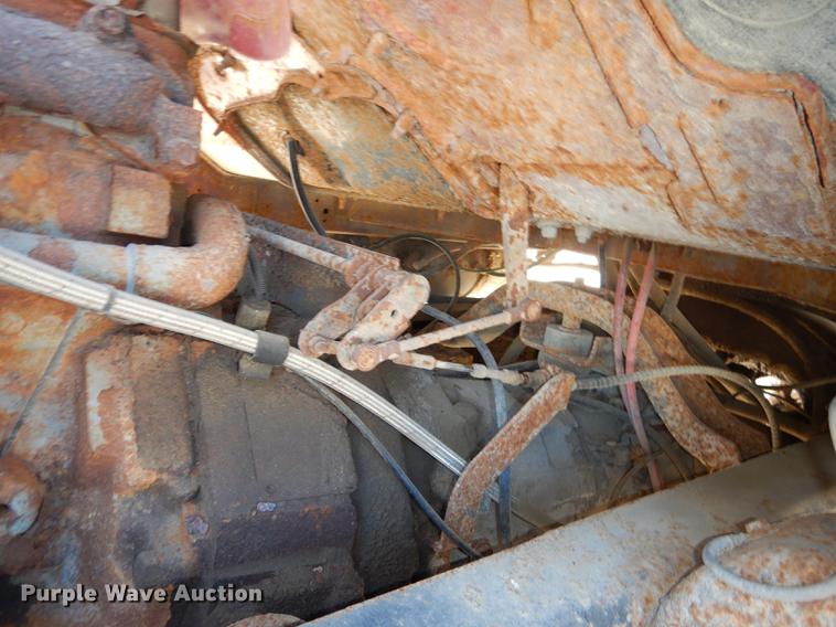 image for item K5858 1991 Ford L8000 dump truck