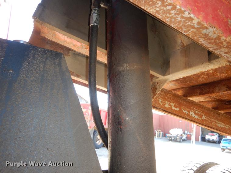 image for item K5858 1991 Ford L8000 dump truck