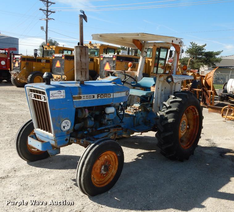image for item K5860 1977 Ford 3600 tractor