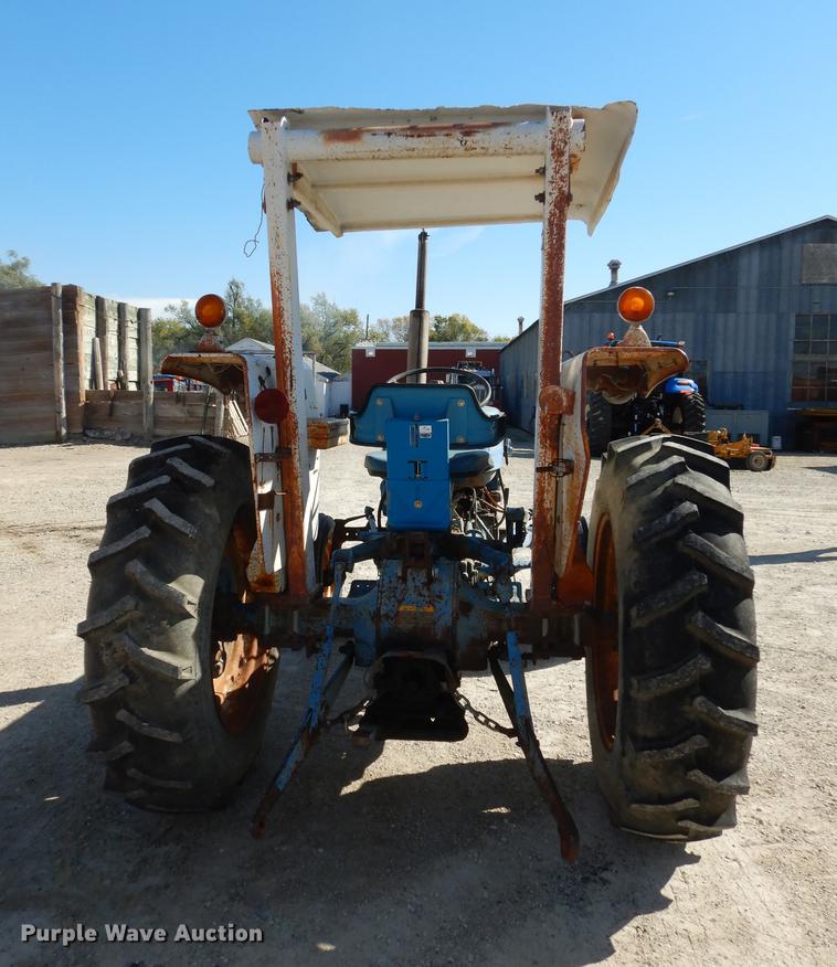 image for item K5860 1977 Ford 3600 tractor