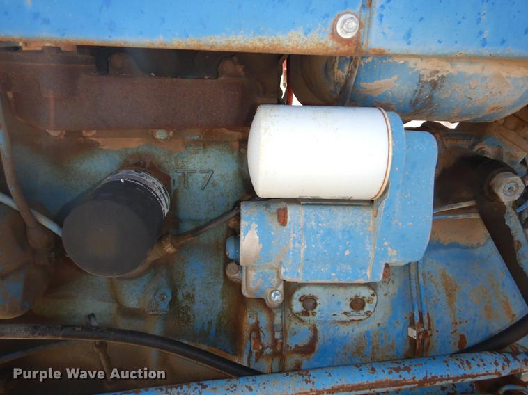 image for item K5860 1977 Ford 3600 tractor