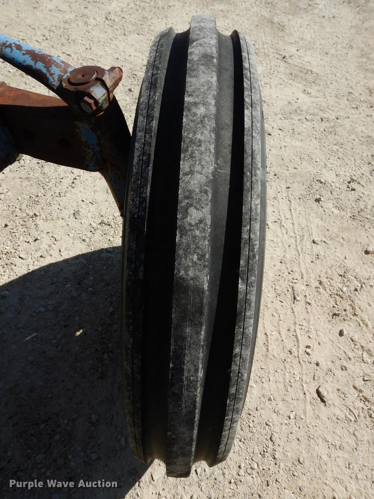 image for item K5860 1977 Ford 3600 tractor