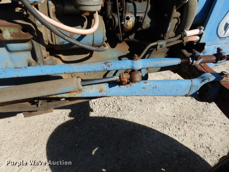 image for item K5860 1977 Ford 3600 tractor