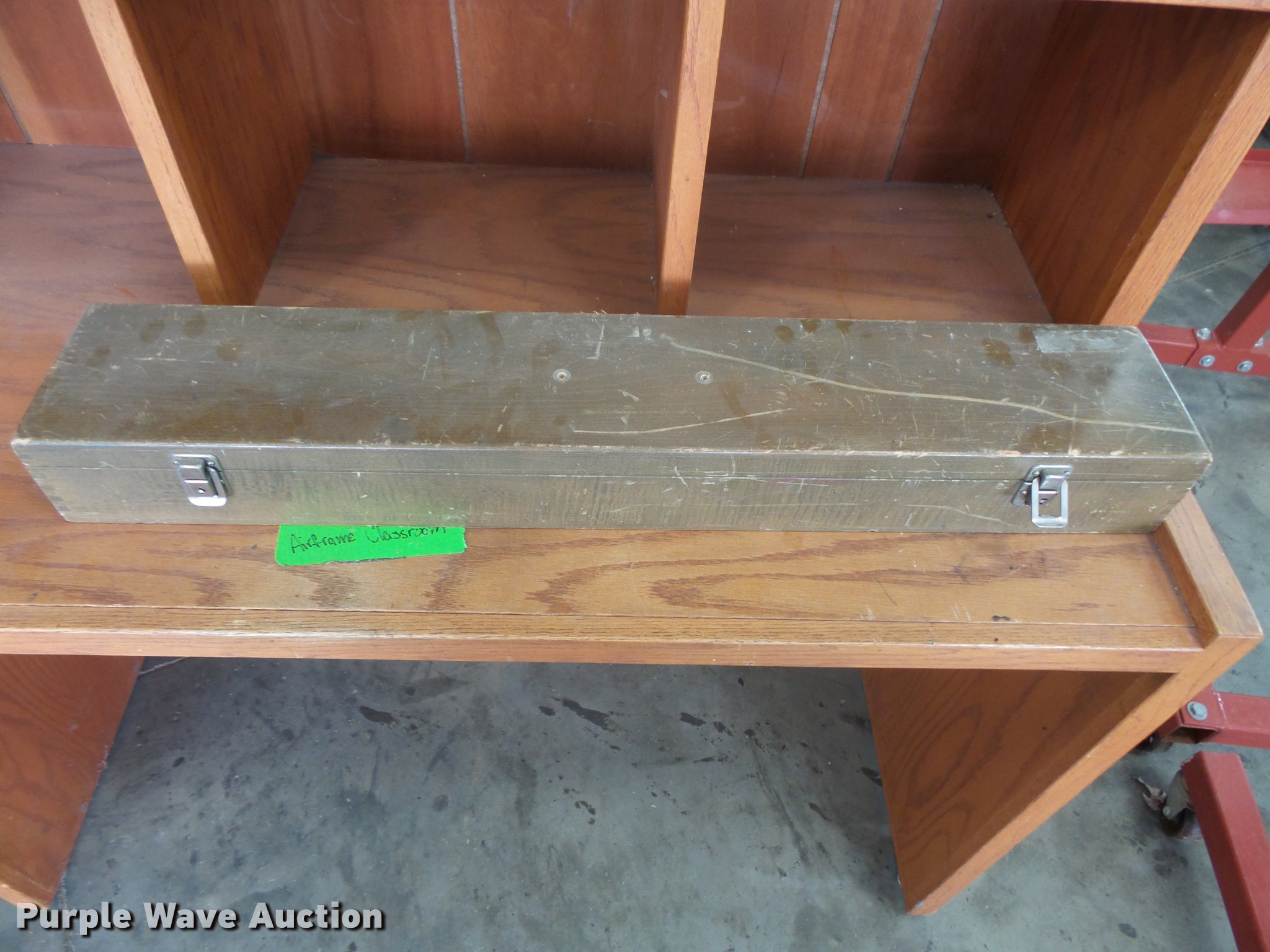 Furniture in Des Moines, IA Item DE9316 sold Purple Wave