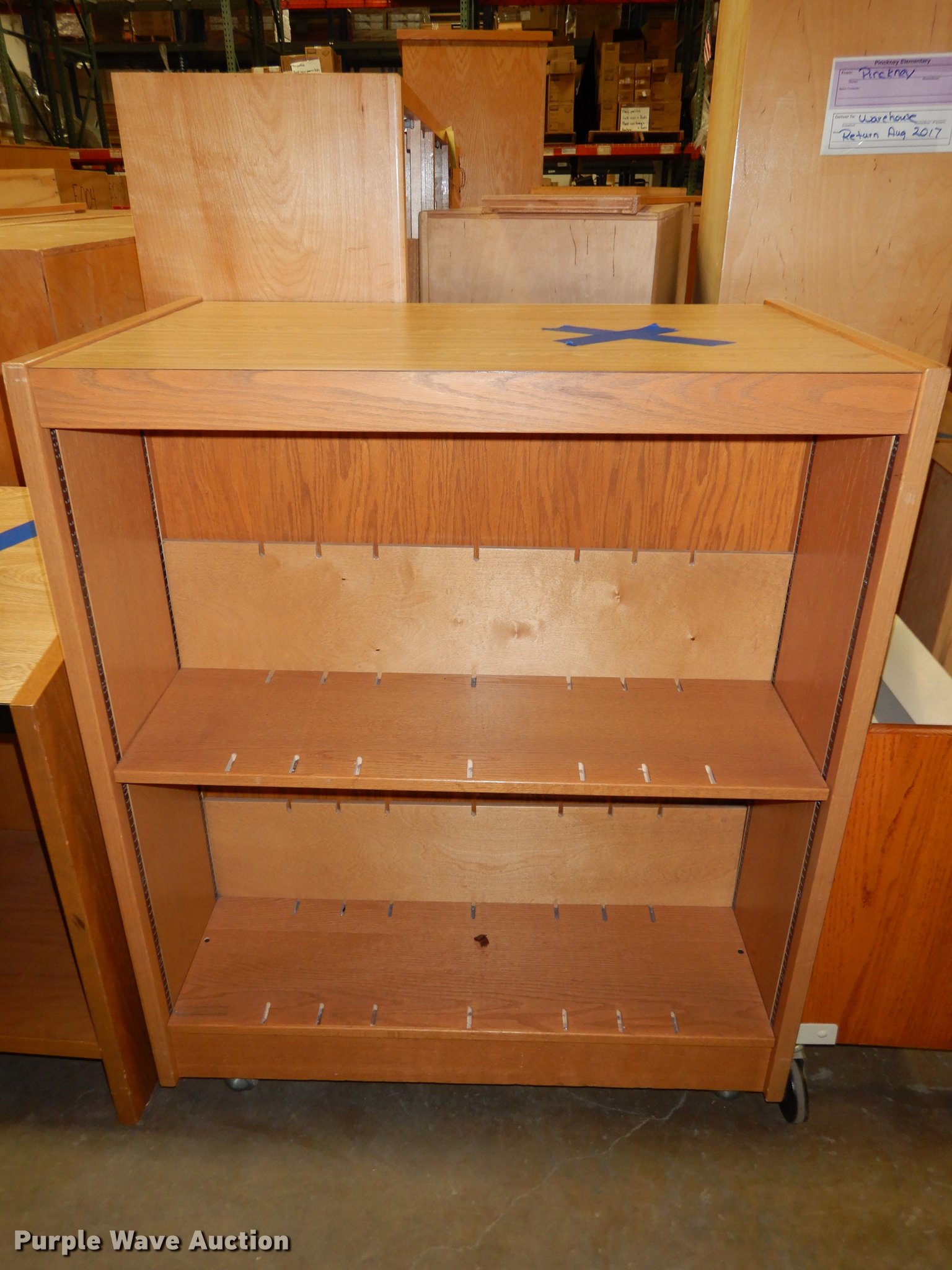 Furniture in Lawrence, KS Item EE9005 sold Purple Wave