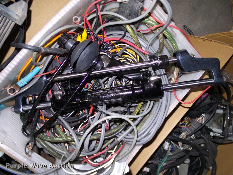 image for item AZ9406 2009 Mercury four stroke outboard motor