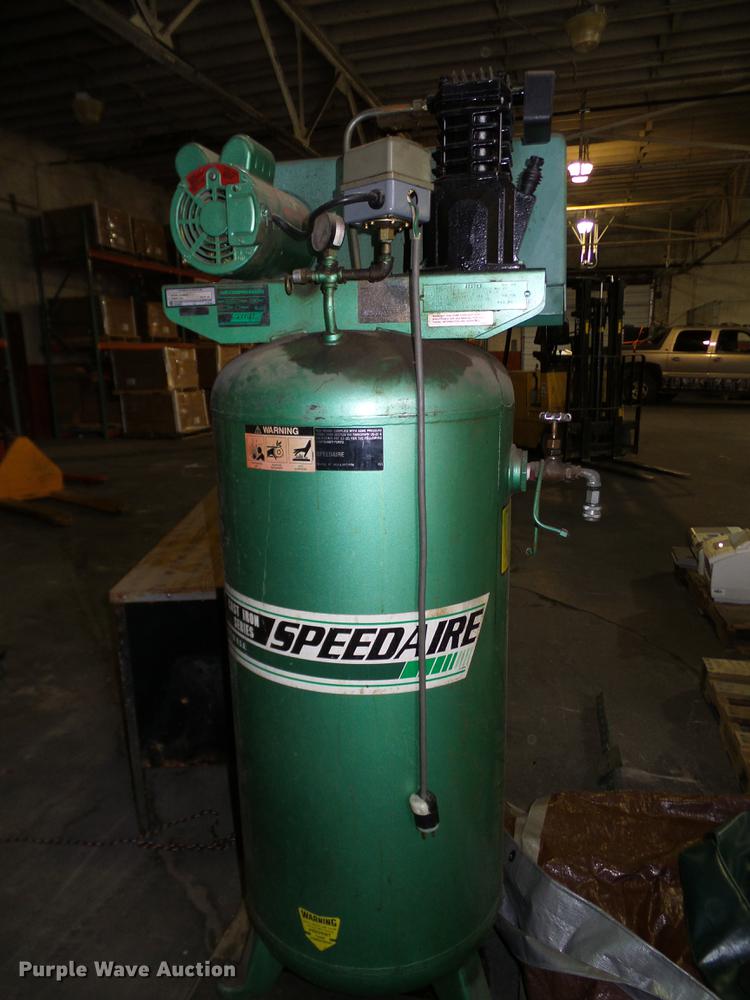 image for item AZ9407 Speedaire 52185B1 air compressor