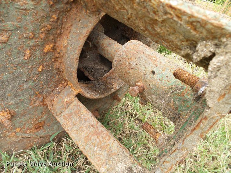 image for item AZ9411 (3) pumps