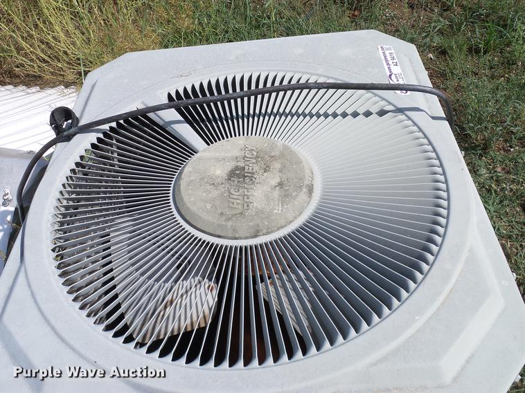 image for item AZ9419 Trane XE1000 air conditioner