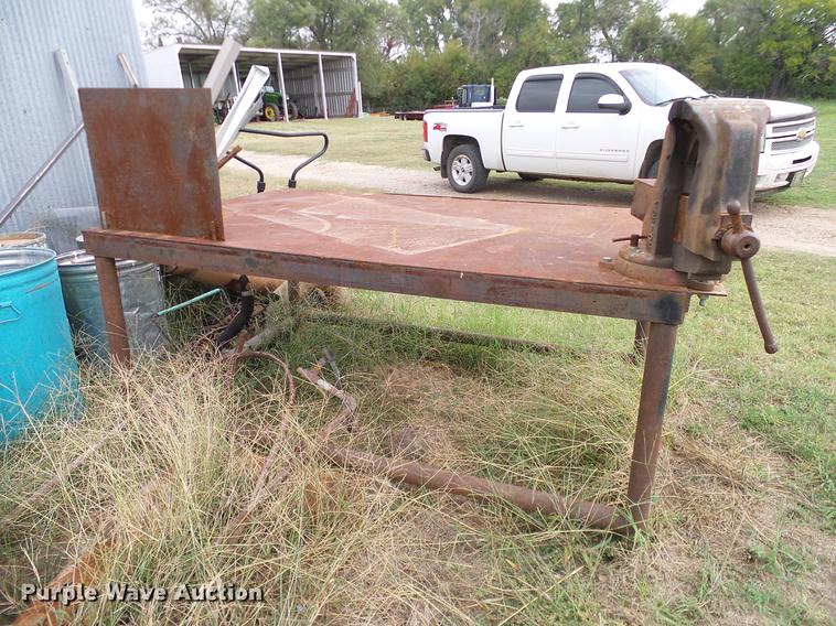 image for item AZ9424 Welding table