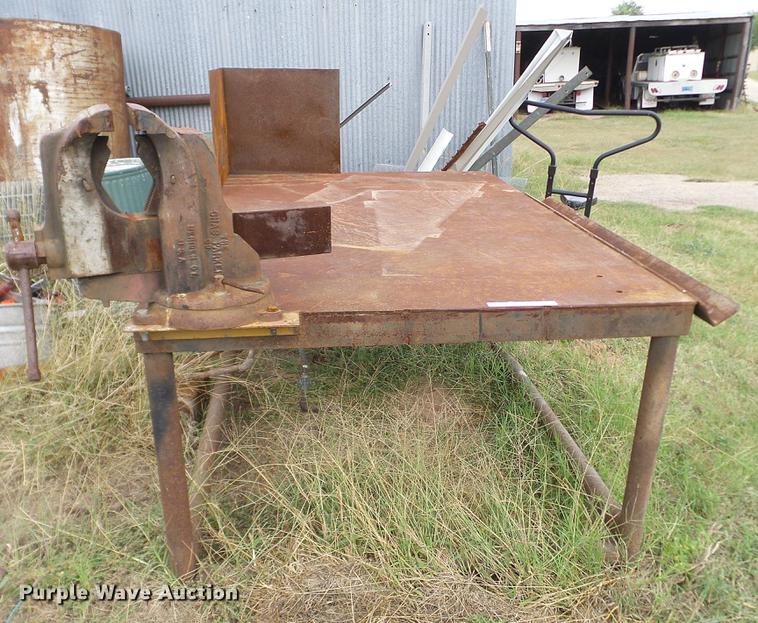 image for item AZ9424 Welding table