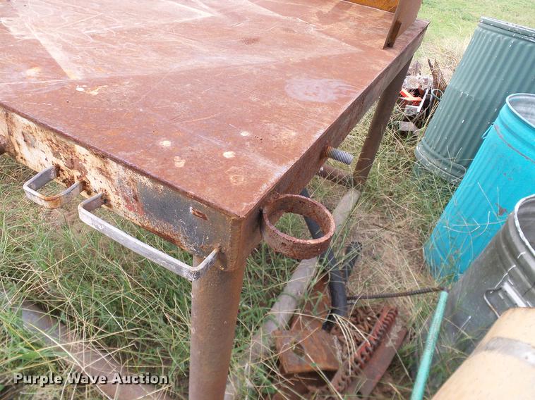 image for item AZ9424 Welding table