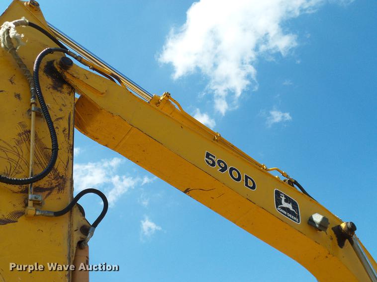 image for item DA6906 1991 John Deere 590D excavator